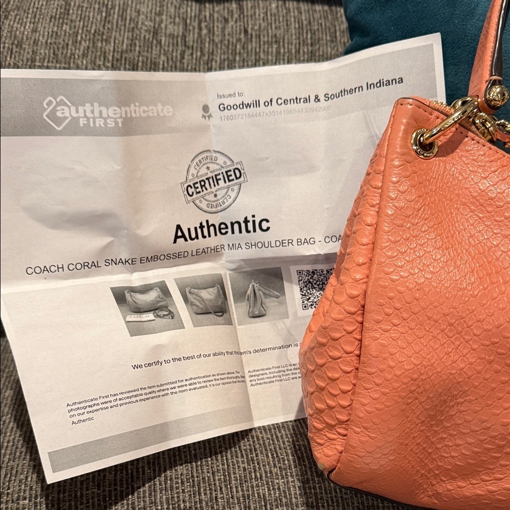 Coach soft snake leather Peach pink Bag hobo with coa gold hangtag purse - Picture 12 of 16